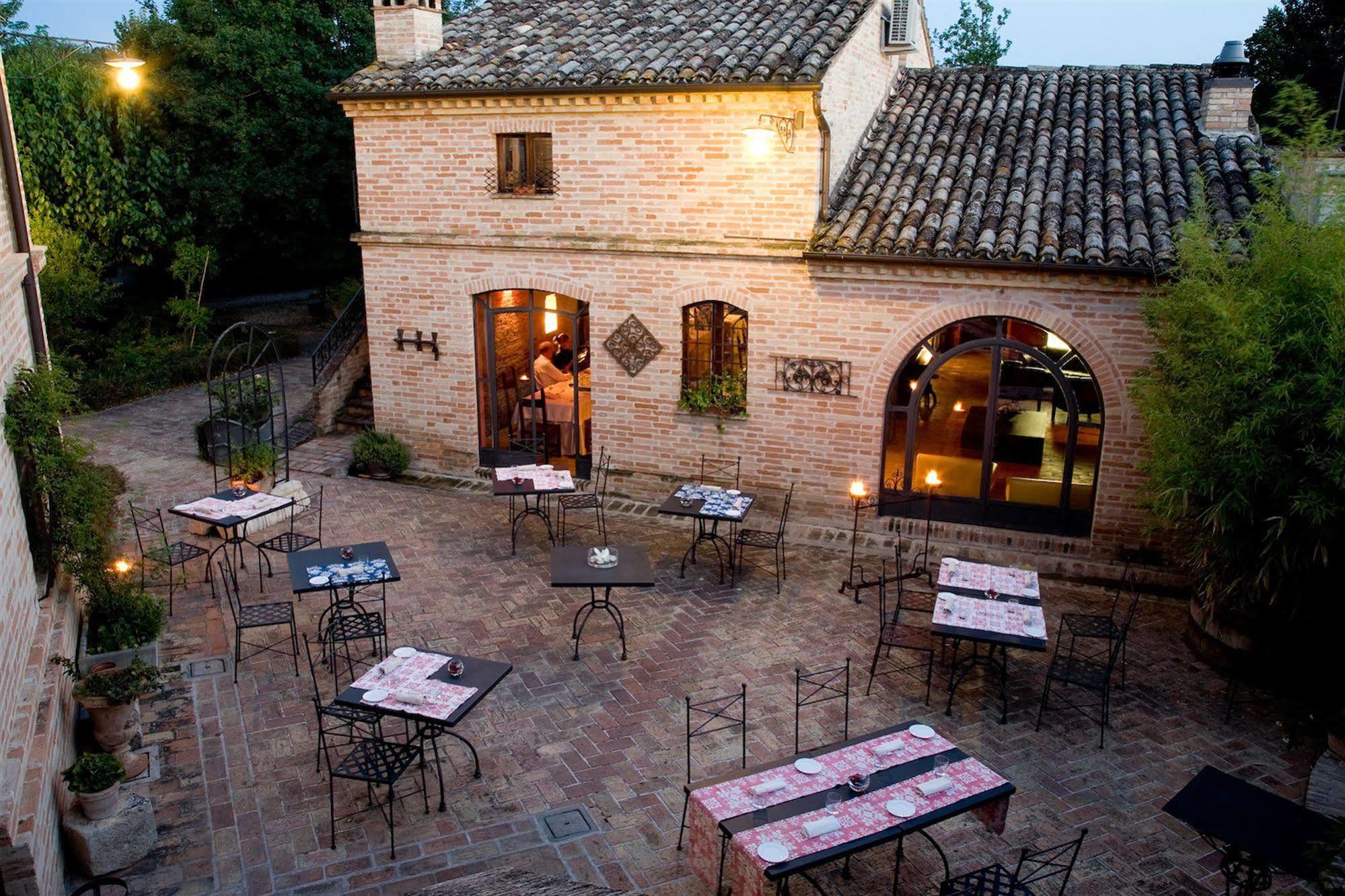 Albergo Le Case Macerata Exterior foto